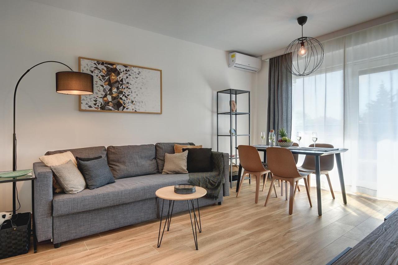 Giardini Penthouse Apartment PUY מראה חיצוני תמונה